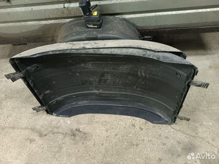 Пластиковые крылья