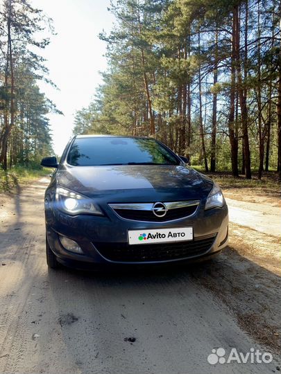 Opel Astra 1.6 AT, 2010, 154 000 км