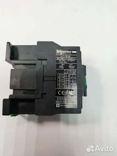 Контактор Schneider Electric