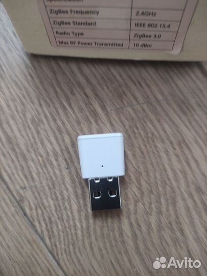 Репитер (усилитель) ZigBee Tuya Extender