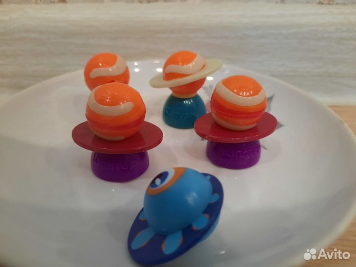 Игрушки из киндера