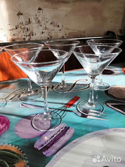 Бокалы, фужеры