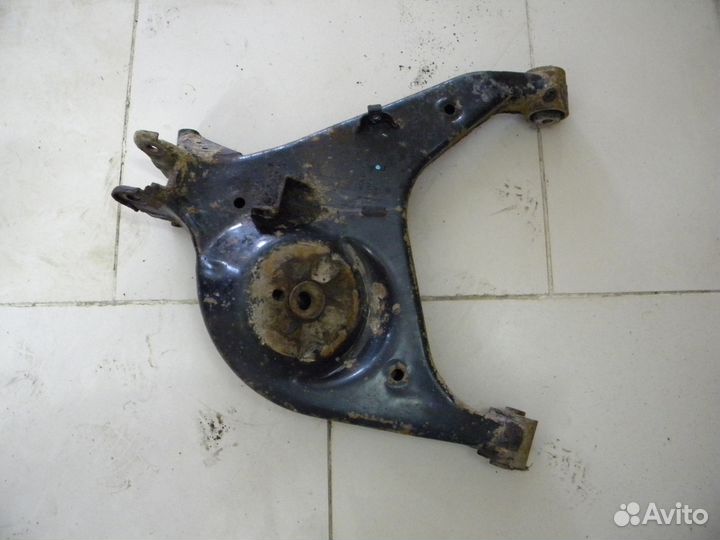 Рычаг задний LR Land Rover Range Rover 2008 год