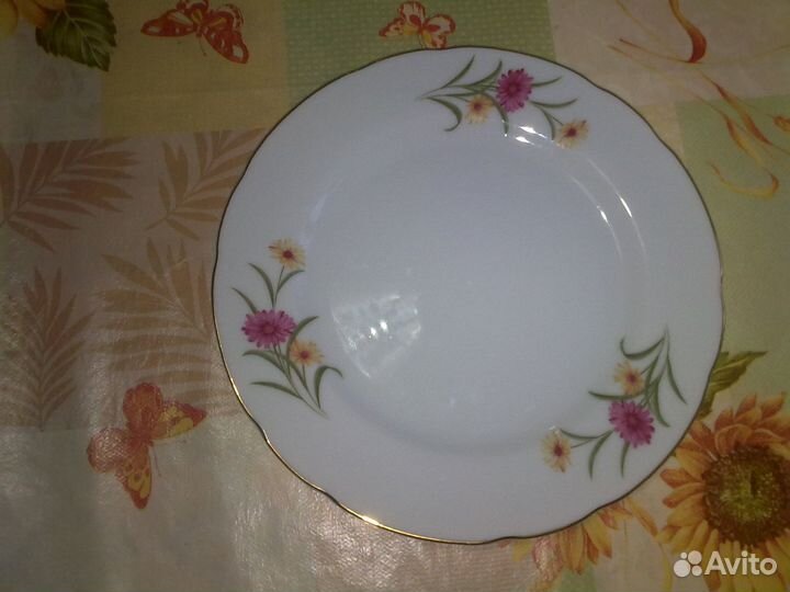 Набор столовые тарелки фарфор Япония новые