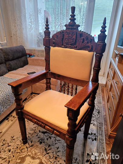 Мебель антиквариат