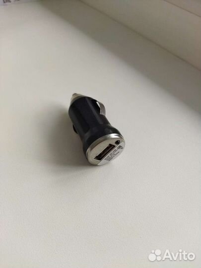 Зарядное устройство USB для прикуривателя