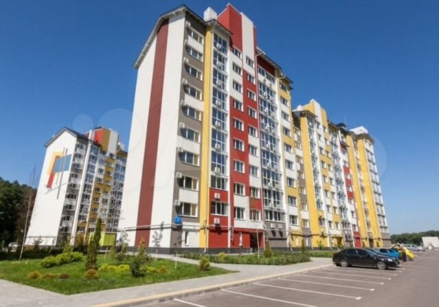 3-к. квартира, 82,3 м², 9/10 эт.