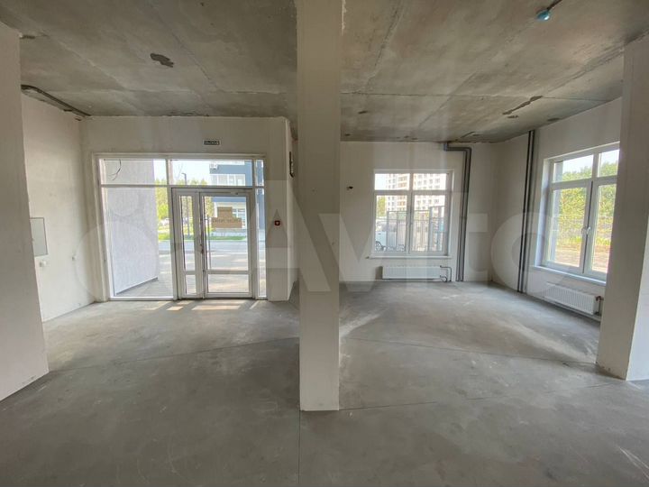 Свободного назначения для торговли,общепита, салон