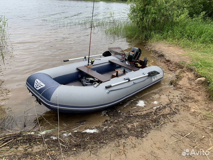 Лодка Флагман 320