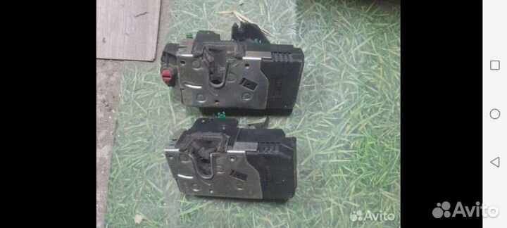 Замок двери Opel Vectra B