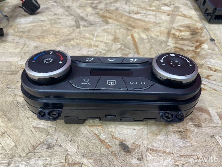 Комплект климат контроля LADA Vesta