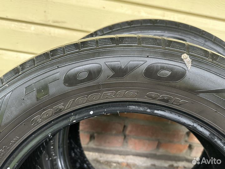 Toyo Proxes CF2 205/60 R16