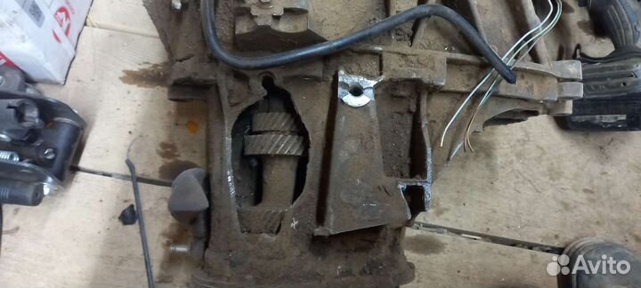 МКПП Ford Focus2 2.0L 6M5R