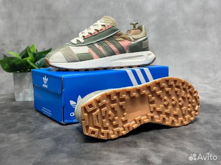 Adidas retropy E5 зел-розовые разм. 43