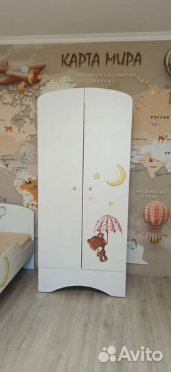 Детский шкаф и детская кровать/ детский гарнитур