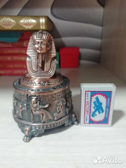 Музыкальный фараон