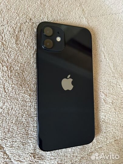 iPhone 12, 64 ГБ
