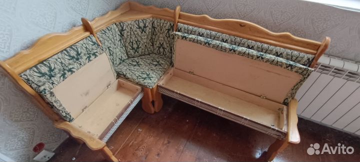 Кухонный уголок массив