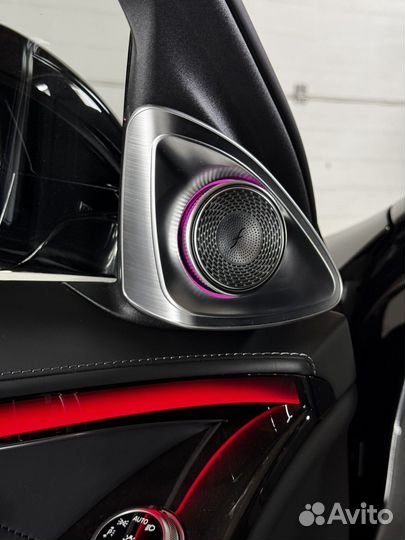 Контурная подсветка салона авто