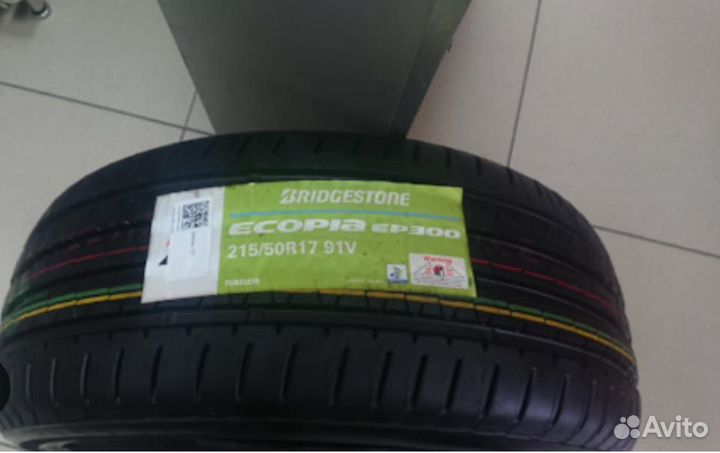 Bridgestone Ecopia EP300 215/50 R17 91V