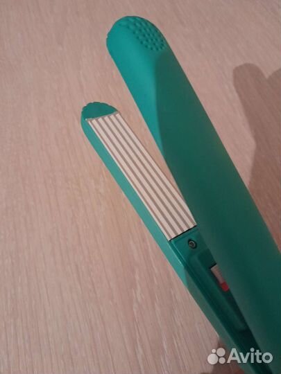 Утюжок для волос гафре