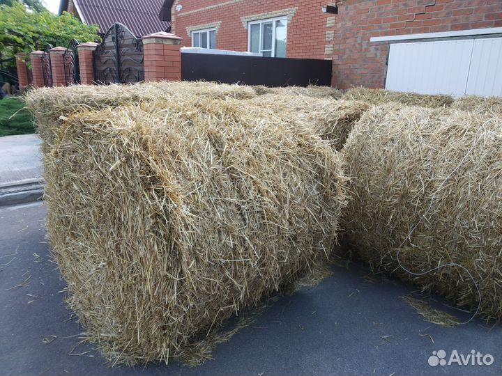 Солома в тюках