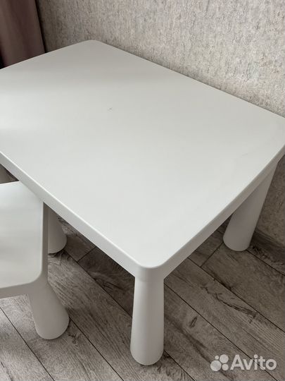 Детский стол и стул IKEA