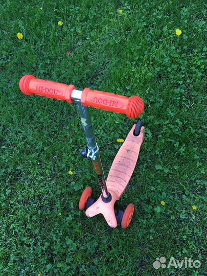 Самокат детский трехколесный