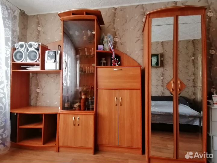 Стенка в гостиную