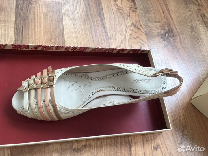 Босоножки Lisette