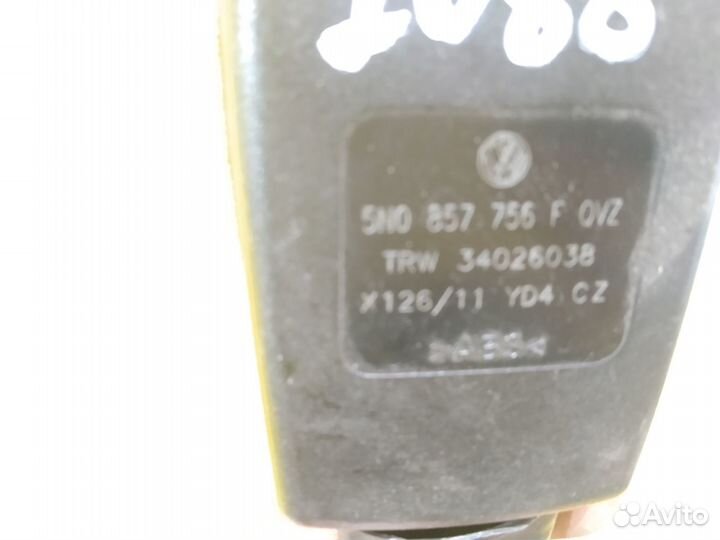 Ответная часть ремня безопасности VW Tiguan 1