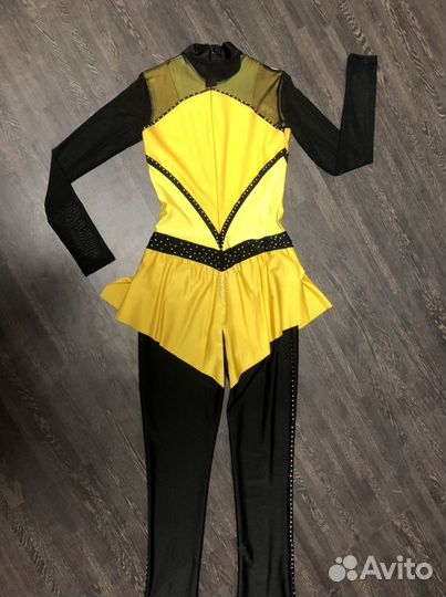 Платье для фигурного катания