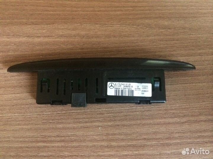 Дисплей парктроника Mercedes C W204