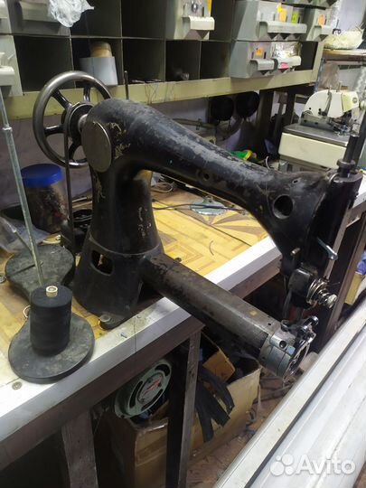 Швейная машина