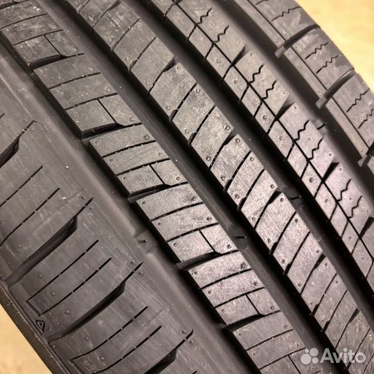 Fortune FSR602 215/60 R16 95V