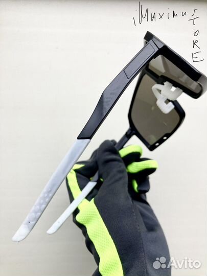 Спортивные очки Sutro Prizm Vented Black-White