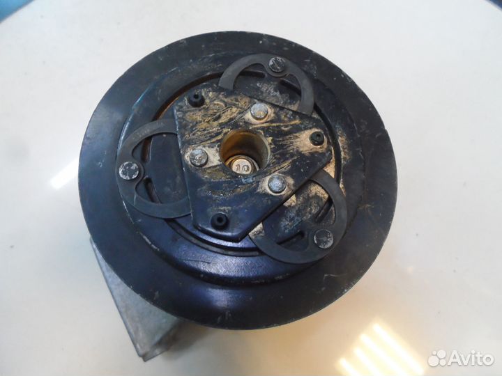 Компрессор кондиционера Mazda Demio, Mazda2