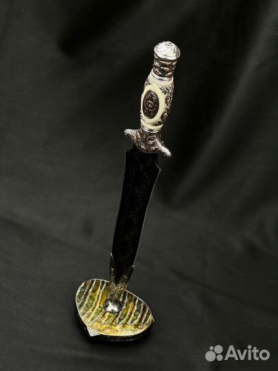 Нож композиция (леписток )