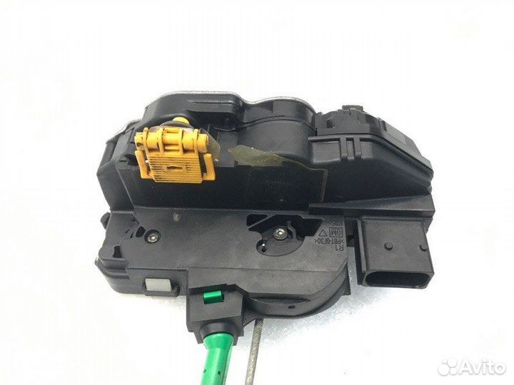 Замок двери задний правый Chevrolet Cruze седан