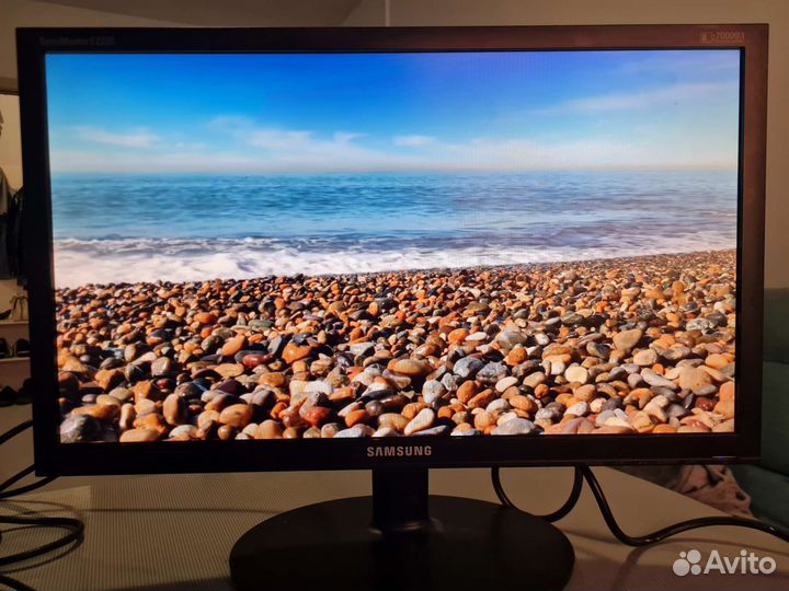 Монитор samsung syncmaster e2220