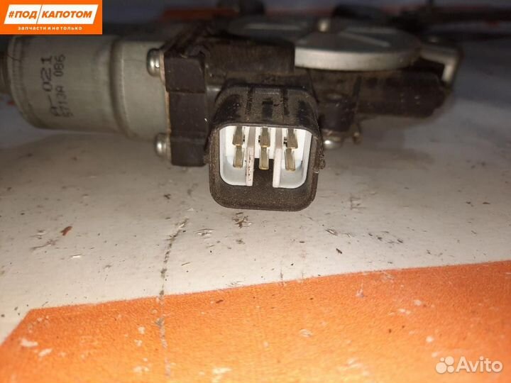 Стеклоподъемник передний правый Mitsubishi Lancer