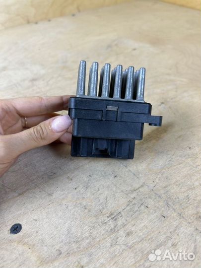 Реостат печки Ford Mondeo 2.0L duratec-HE 2008