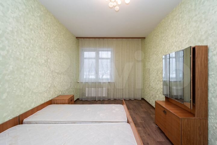 2-к. квартира, 77,7 м², 2/12 эт.