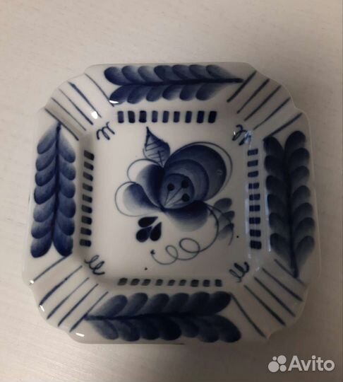 Пепельница гжель