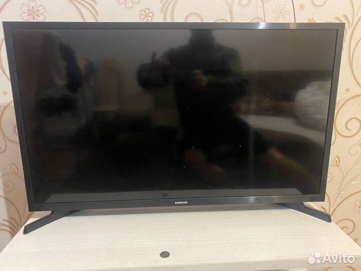 Телевизор samsung SMART tv 32