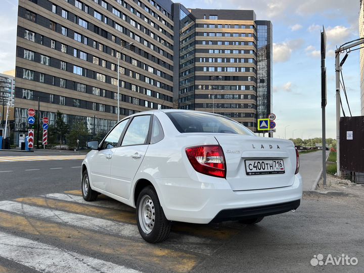 Аренда авто под такси LADA Granta 2023