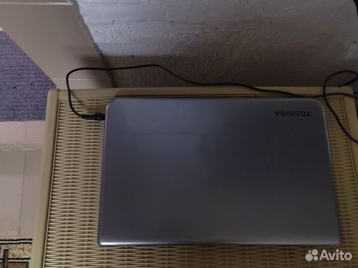 Toshiba satellite intel core i5 /Nvidia