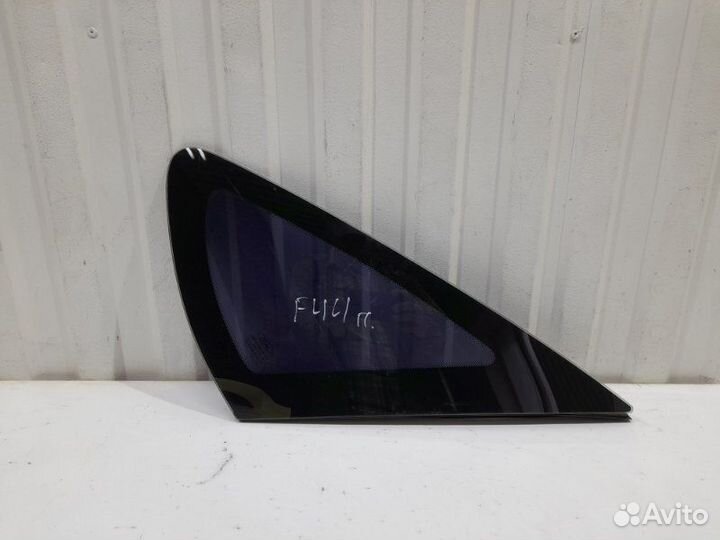 Стекло кузовное глухое правое Ford Focus 2 хэтчбек