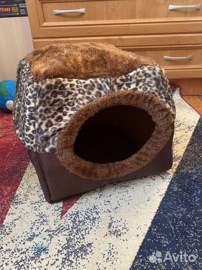 Домик лежанка для кошки и собаки