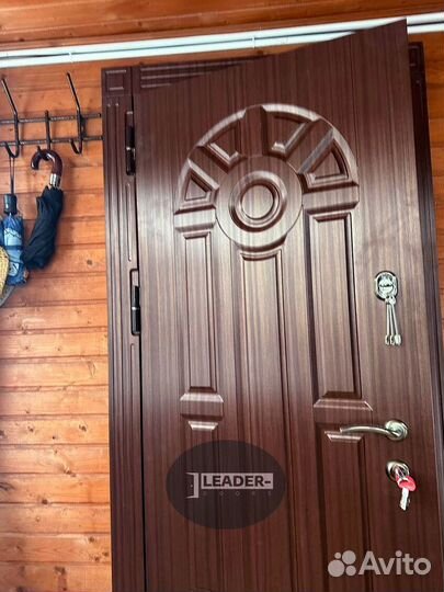 Дверь входная с установкой